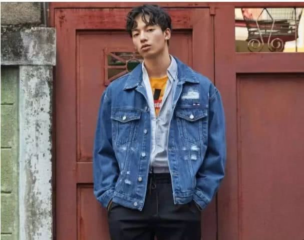 男士三十多岁适合穿什么外套「三十多岁的男人夏天穿什么衣服好看」(图4) 男士三十多岁适合穿什么外套「三十多岁的男人夏天穿什么衣服好看」(图4)