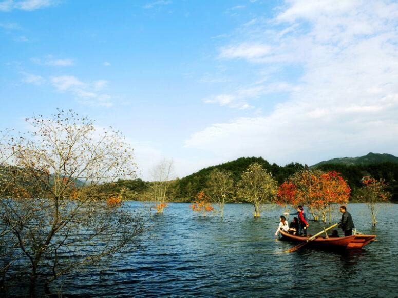 12月旅游适合去哪里「12月份最适合去哪里旅游的地方」(图2)