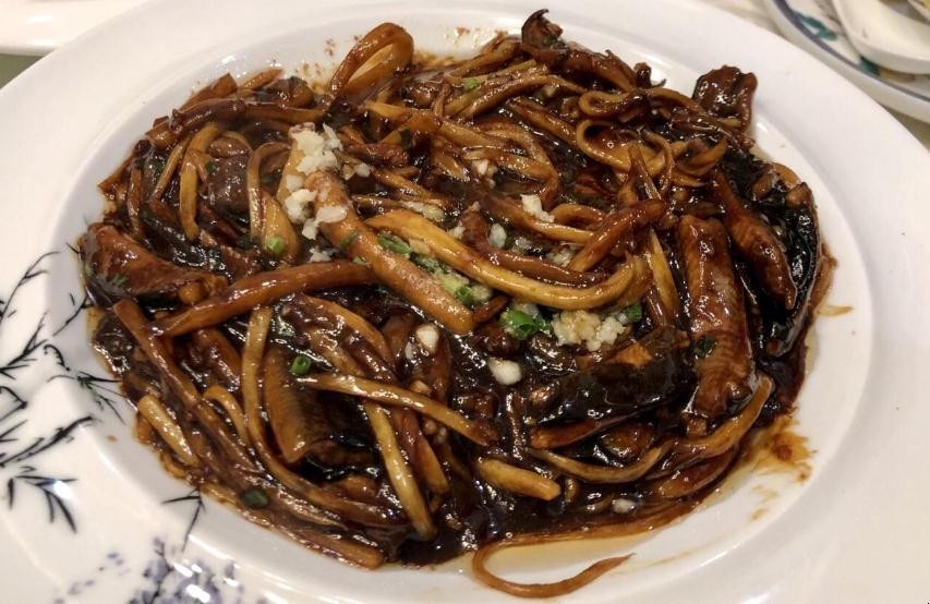什么叫上海本帮菜是什么「上海本帮菜指的是上海本帮饭店的菜肴」