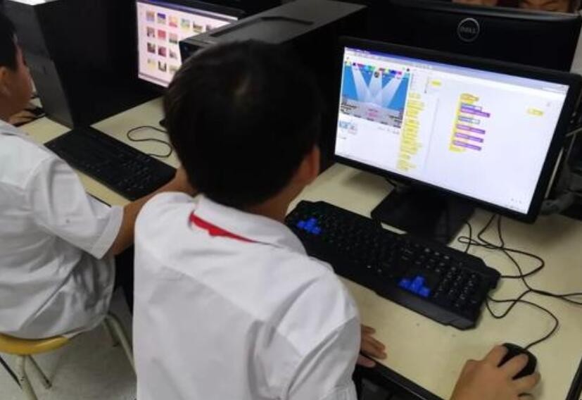 玩电脑对孩子的影响「孩子玩电脑的利弊」