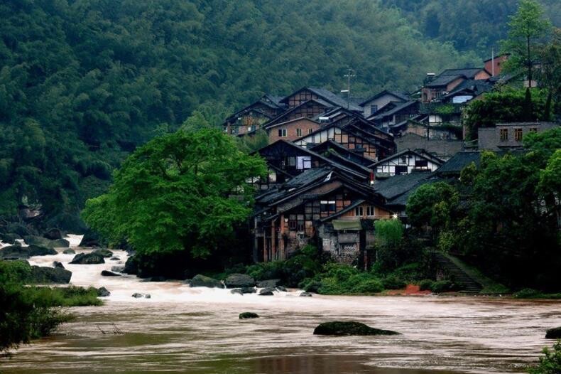 贵州冬天适合去哪里旅游 贵州冬季适合旅游的地方