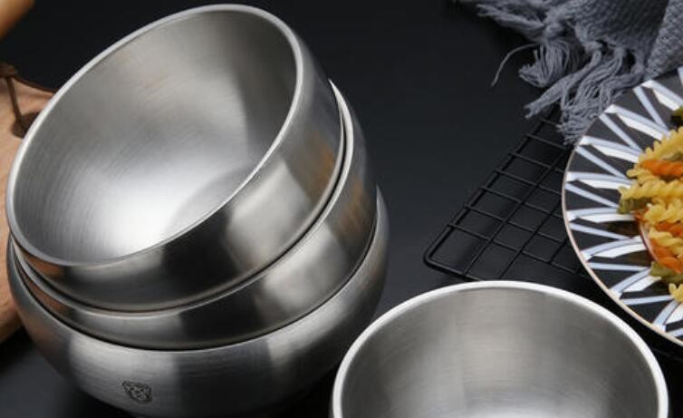 不锈钢餐具怎么除锈 不锈钢厨具使用方法
