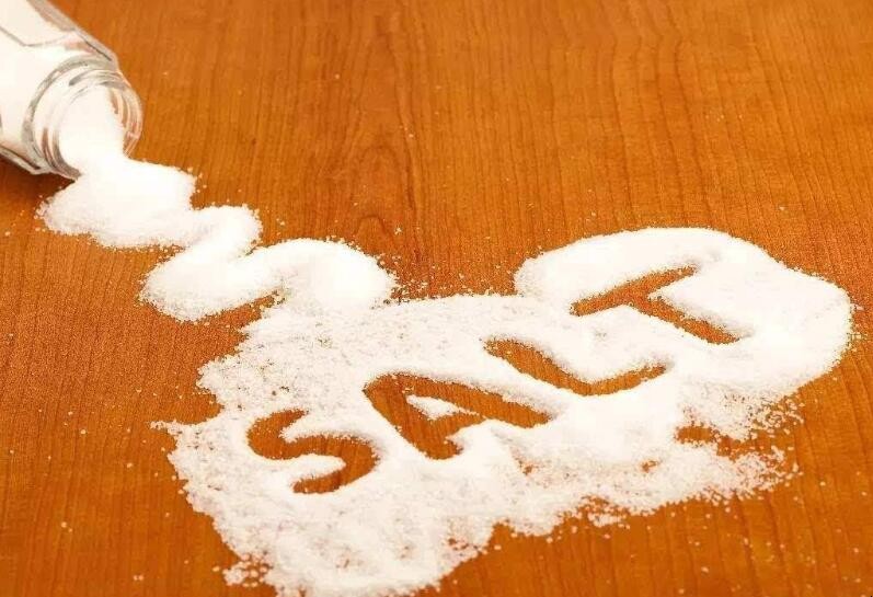 老年人一天吃多少盐合适 中年人一天吃多少盐合适