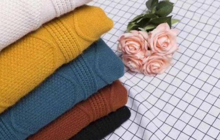 包芯纱面料的衣服好吗 包芯纱属于什么面料(图1) 包芯纱面料的衣服好吗 包芯纱属于什么面料(图1)