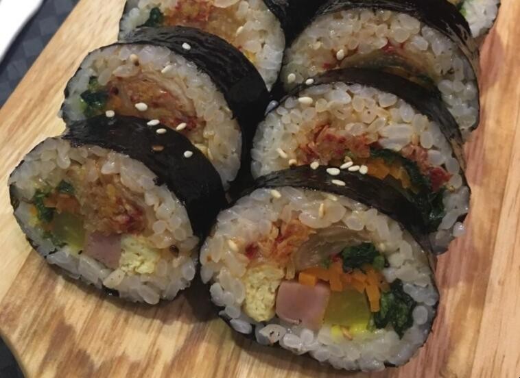 寿司寿司寿司的做法 寿司怎么做呢?