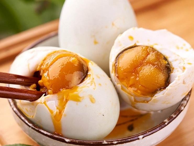 咸鸭蛋蒸多长时间熟 咸鸭蛋蒸多久能熟
