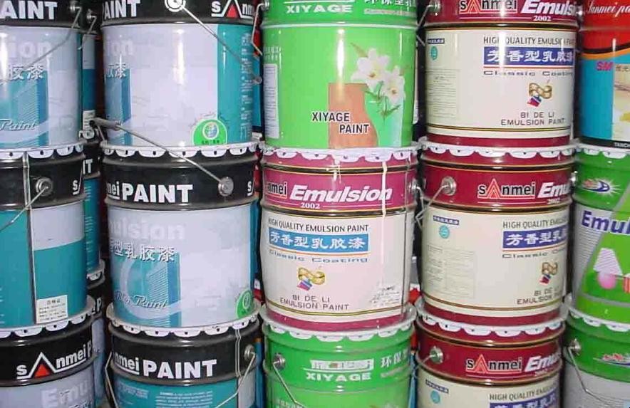 刚刷墙的乳胶漆有毒吗 乳胶漆过期刷墙对人体有害吗(图1)
