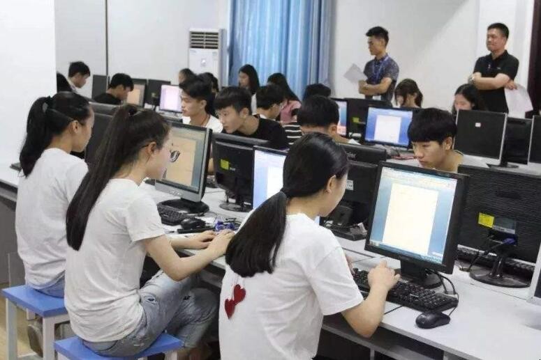 职校学什么专业最好上大学 职校学什么专业最好就业(图1)