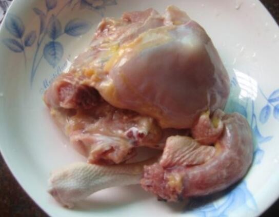 红枣枸杞桂圆当归煲鸡汤的功效与作用 桂圆干炖鸡汤