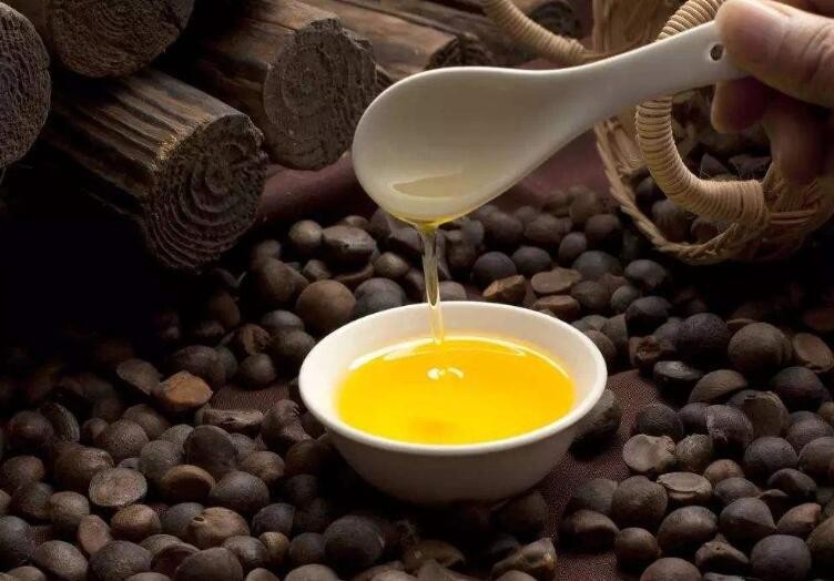 擦了茶油一个月31天脸的变化 自己榨的茶油可以直接涂脸吗